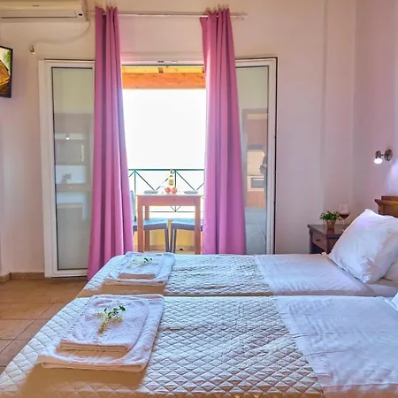 Nikos Kalamaki Corfu Aparthotel 3*