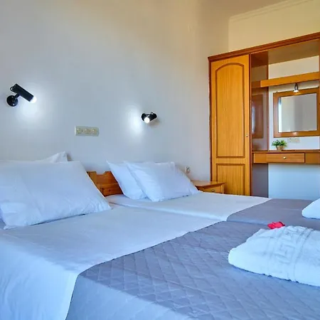 Nikos Kalamaki Corfu Apartahotel