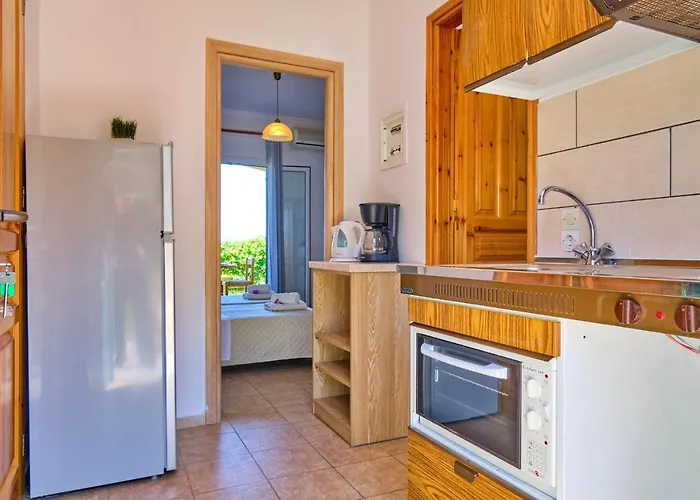Nikos Kalamaki Corfu Apraósz