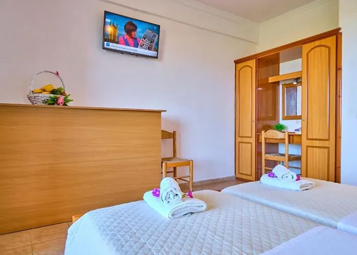 Nikos Kalamaki Corfu Apartmanhotel 3*