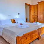Nikos Kalamaki Corfu Aparthotel Apraos