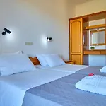 Nikos Kalamaki Corfu Aparthotel