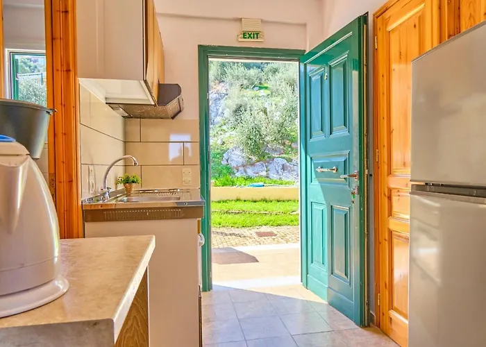 Nikos Kalamaki Corfu Hotel apartamentowy 3*