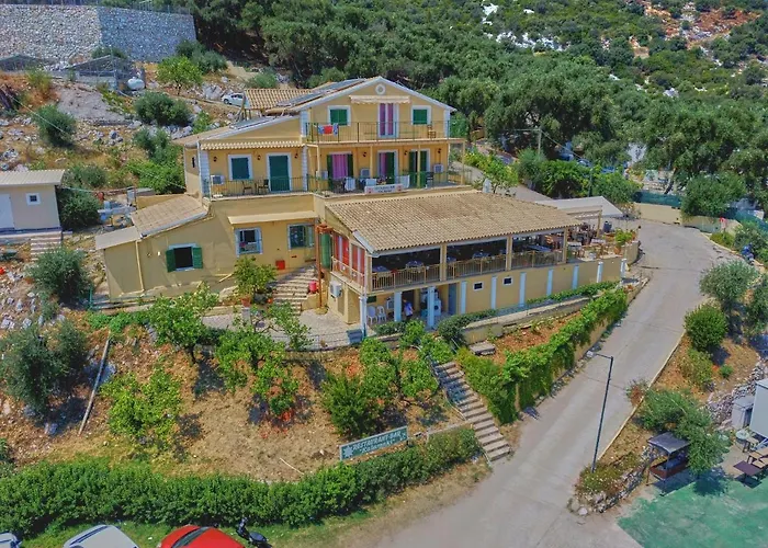 Nikos Kalamaki Corfu Hotel apartamentowy 3*